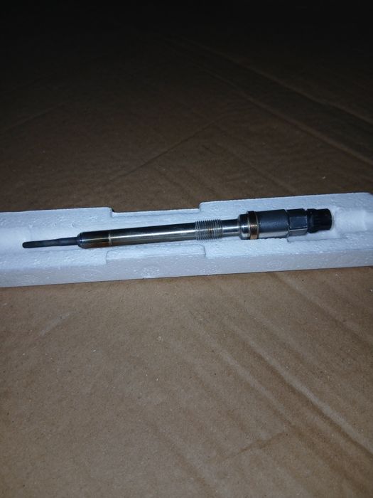 Bujie incandescenta cu senzor vw tiguan originală +cele 3 bonus