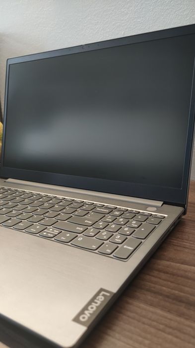 Laptop Lenovo, ThinkBook.