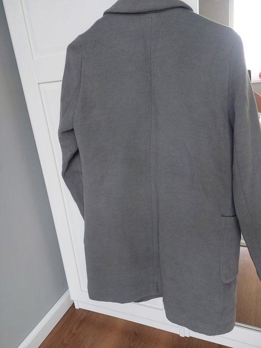 Яке -бежово и палто-сиво