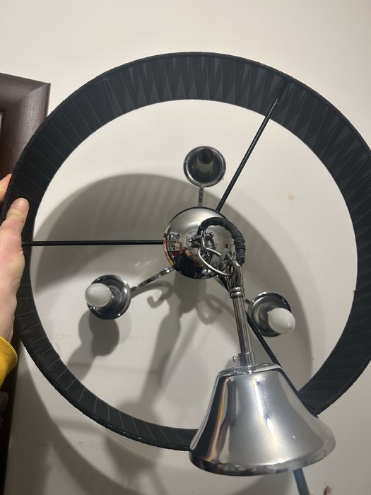 Lustra neagra, 3 becuri