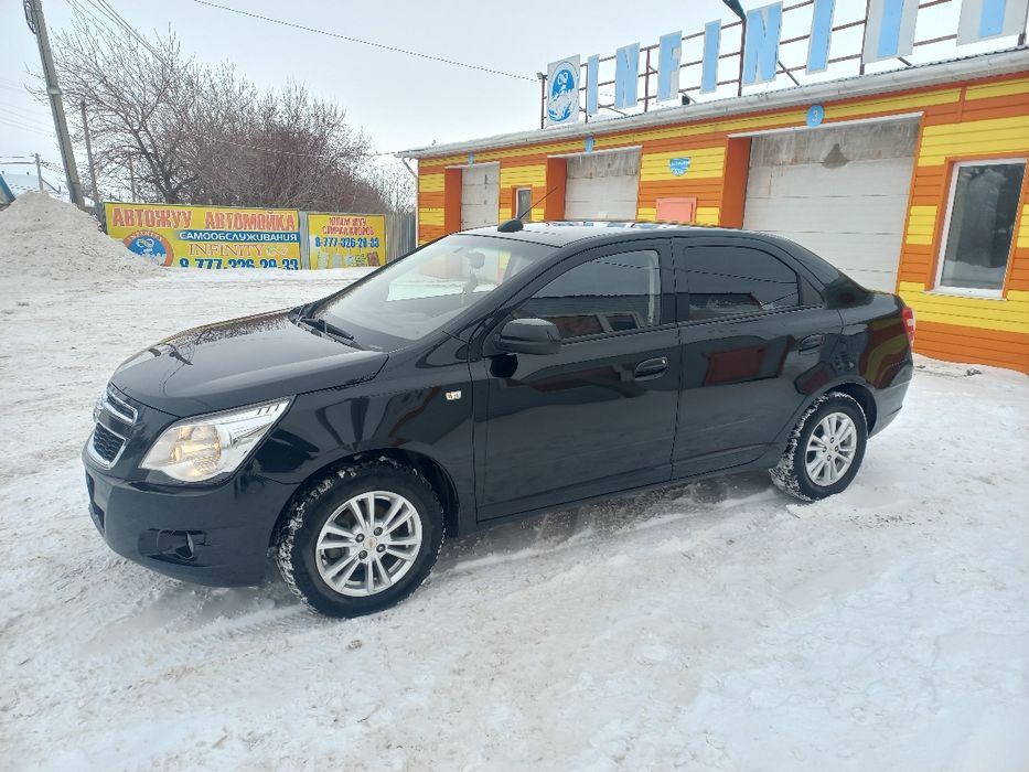 Продам автомобиль шевроле кобальт