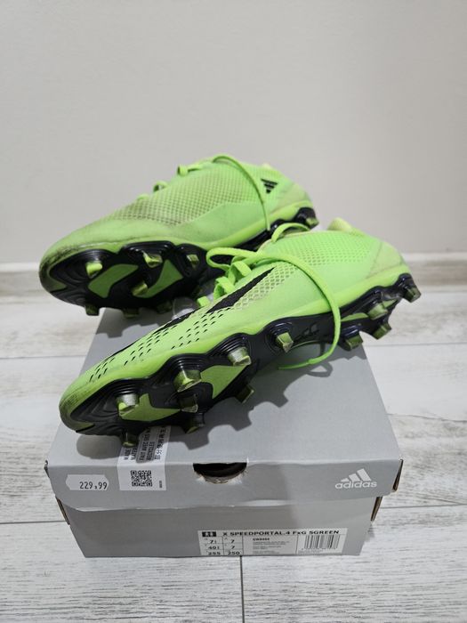 Ghete fotbal gazon Adidas