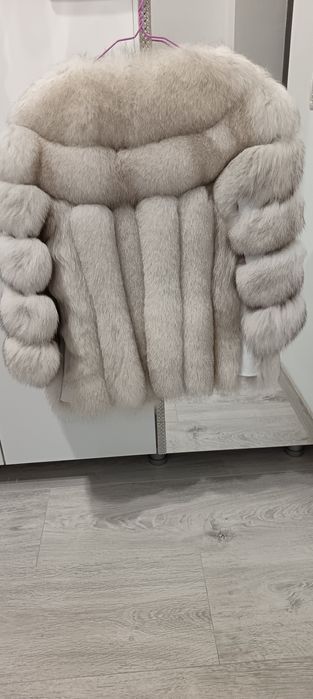 Haina din blana naturala