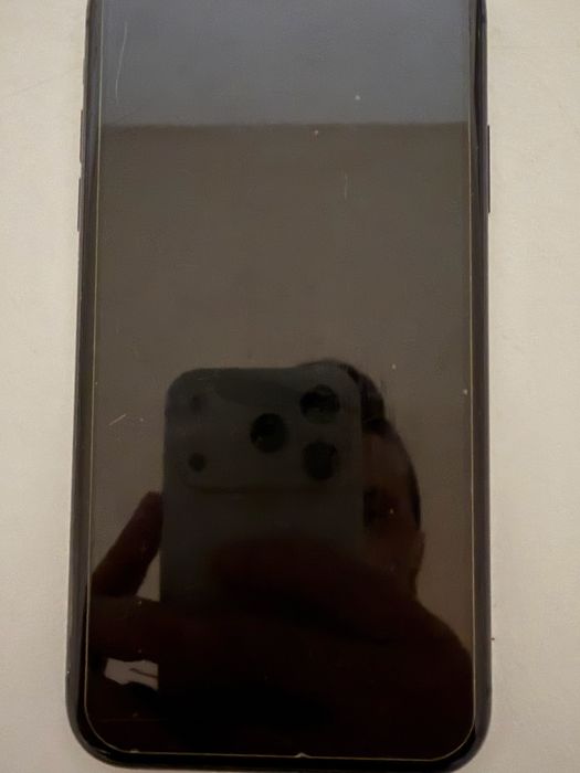 İphone 11 отлично състояние
