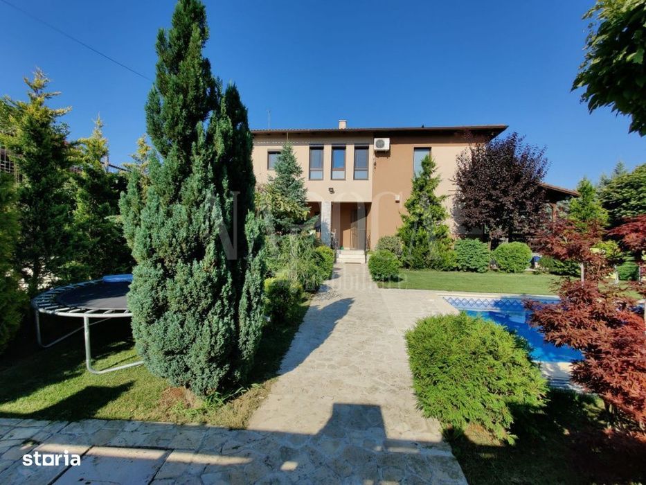 Casa 7 camere de vanzare in Someseni, Cluj Napoca