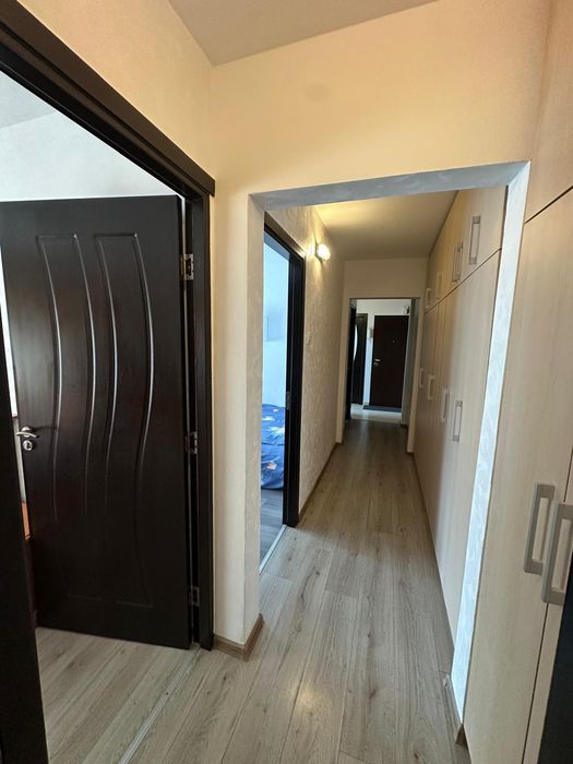 Inchiriez apartament 3 camere in Oradea