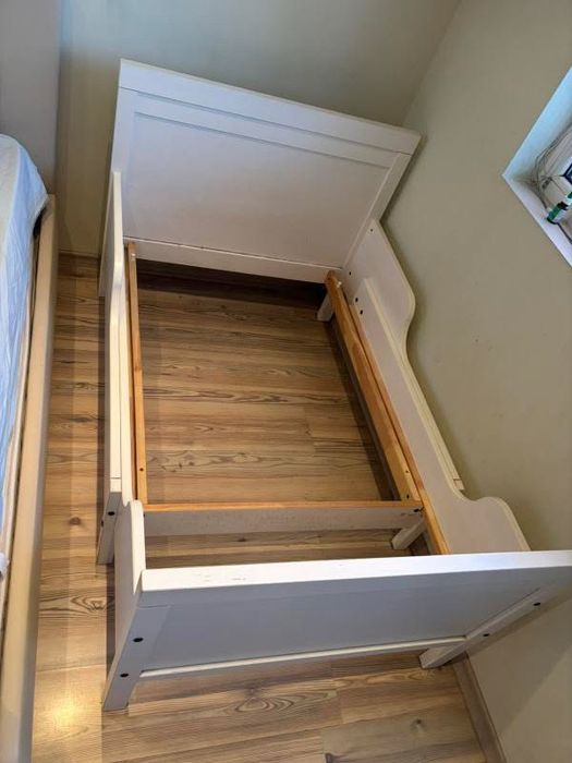 SUNDVIK разтегателно легло с подматрачна рамка