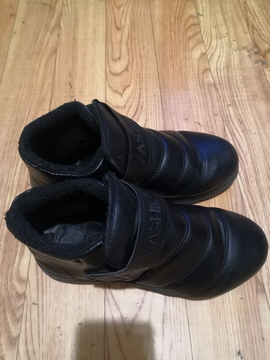 Продам обувь 41р