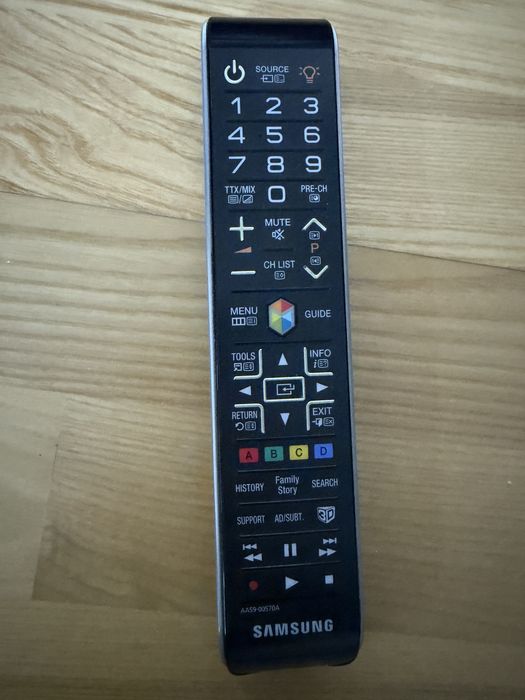 Televizor Smart Samsung 46”(117 cm) Full HD și 3D model UE46F8000