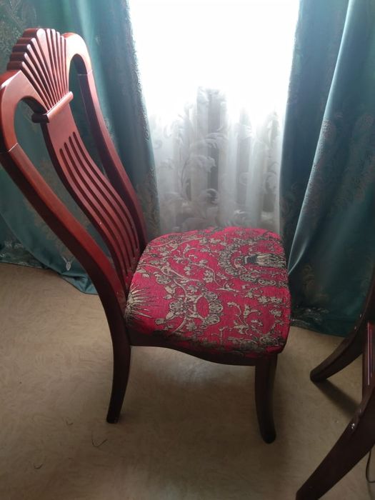 Стол и стулья 10штук