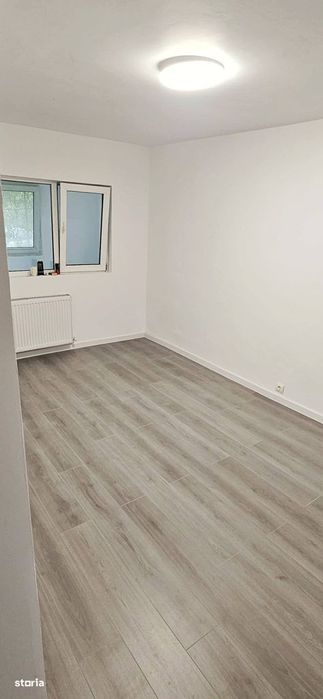 Vindem garsoniera in Navodari