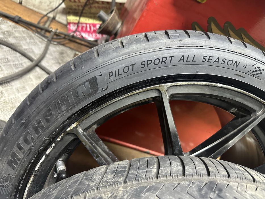 Диски r19 с резиной комплект