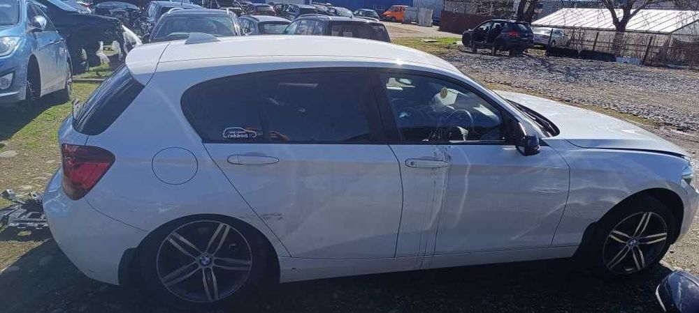 Dezmembrez BMW Seria 1 F20 1.6 I SE Turbo 2011