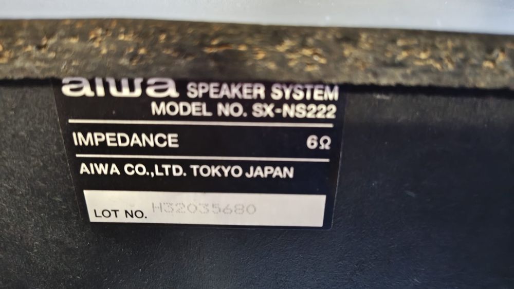 Boxe Aiwa model SX NS222 30w pe 6ohm in stare foarte buna.
