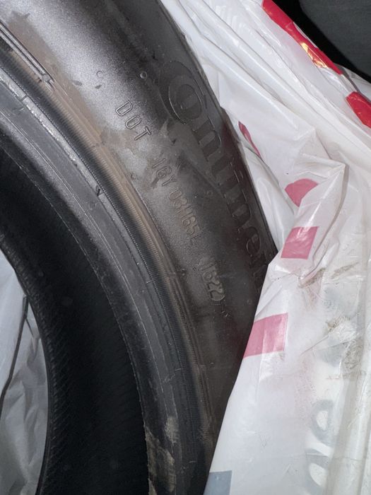 Continental 235/50/R19