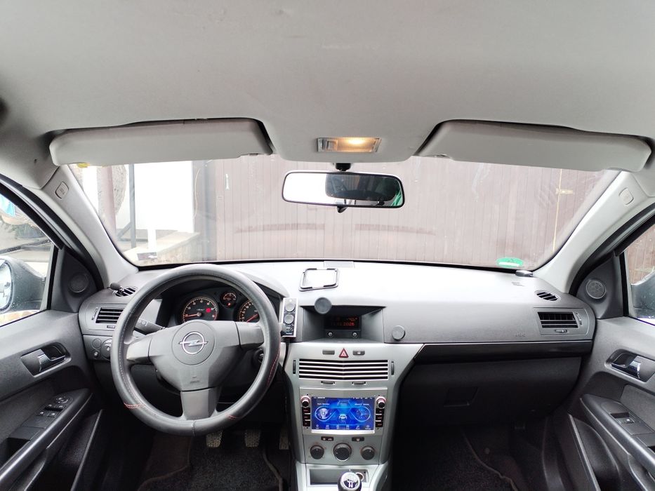 Opel Astra H 2010 1.4 b 90 cai