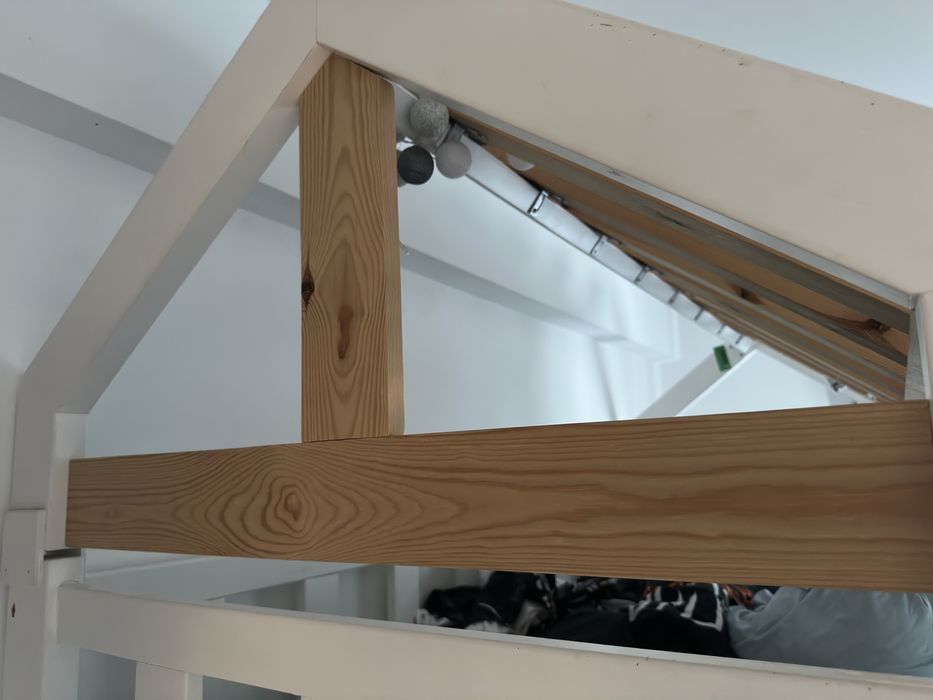 Pat etajat tip casuta