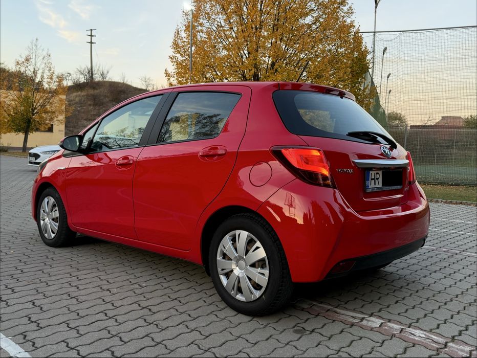 TOYOTA Yaris 2017 — imagine 4