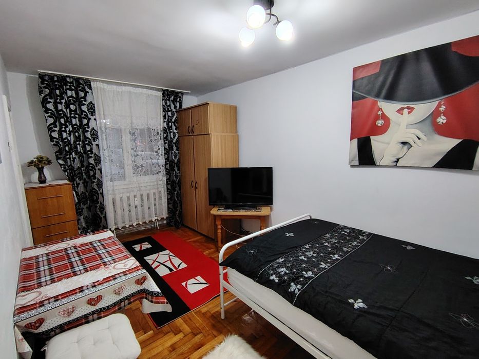 Ofer spre inchiriere Garsoniera Obcini