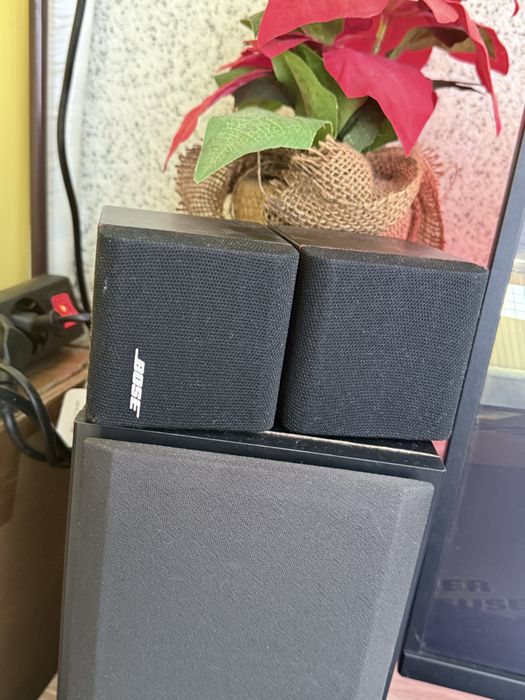 Sateliti cubici bose acoustic