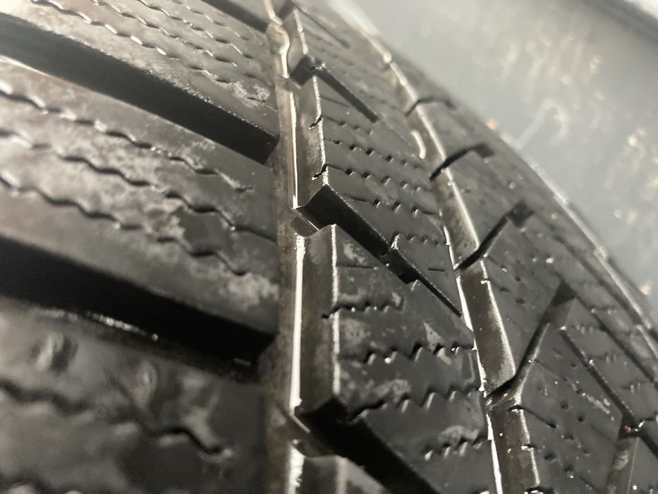 Vand set roti iarna Original  BMW G30 G31 225 55 17