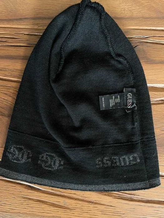 Fes marca Guess, Caciula cu logo Argintiu Guess, One size Unisex
