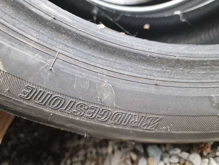 Anvelope 245/45R18 marca Bridgestone, DOT 2019