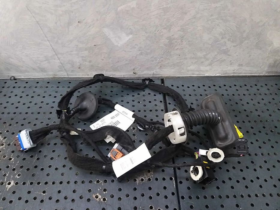 Cablaj instalatie electrica usa dreapta fata opel vivaro c 9824874280