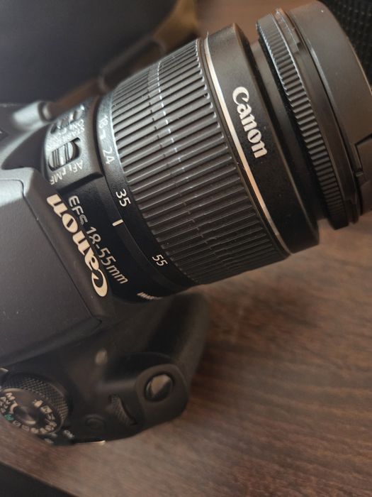 CANON D2000  +3 обектив