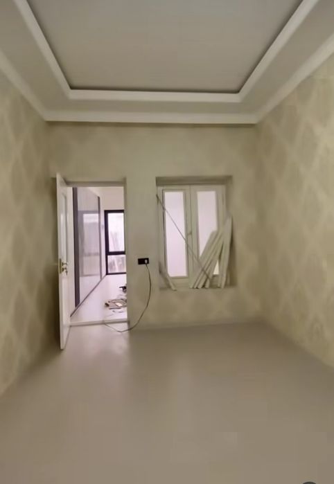 Куктеракдан утганда Қайнамада асосий йулга 800 метр 1.6 сотиг 4 хона