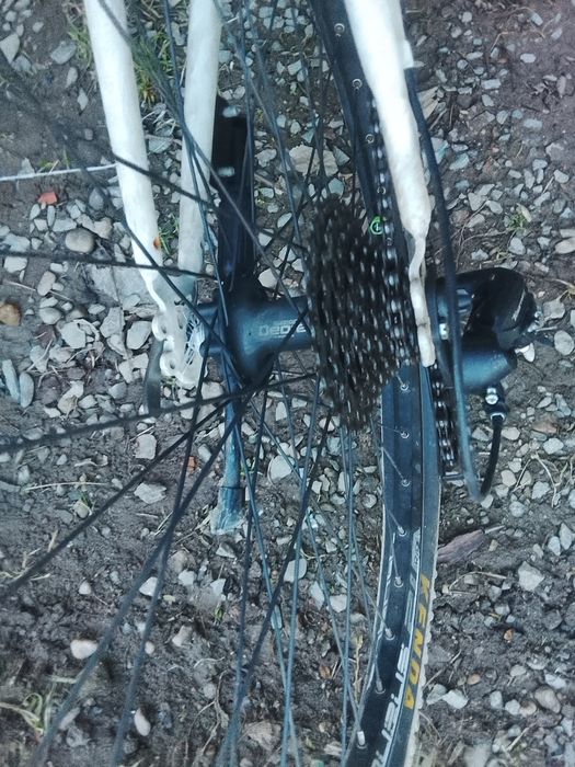 Vând bicicletă Bergstiger X6