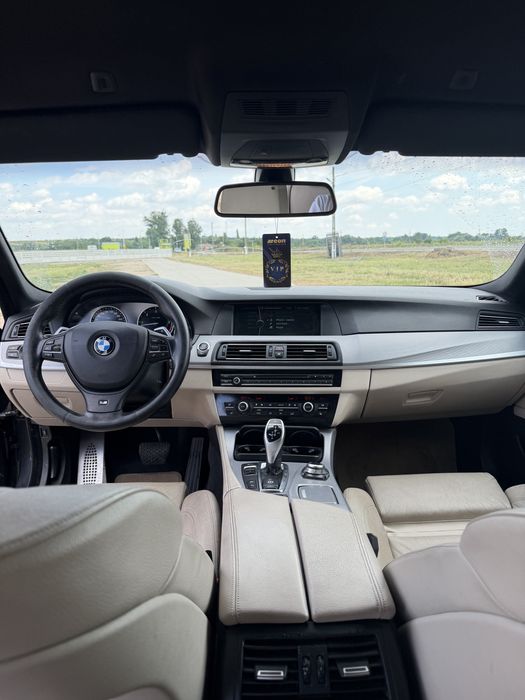 BMW Seria 5 F10 530xd
