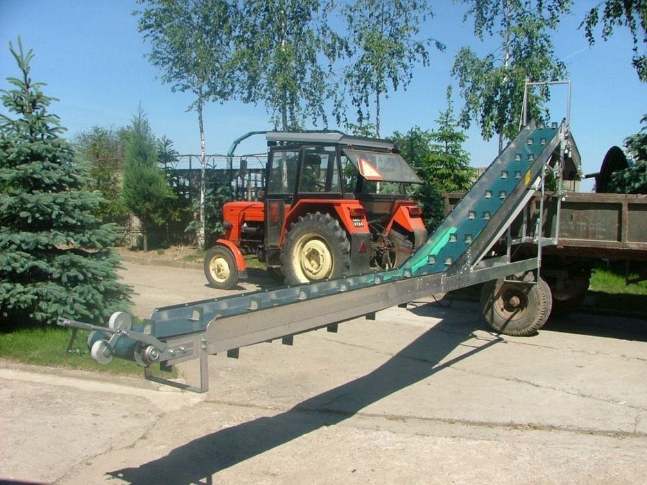 Транспортер за товарене на зеленчуци