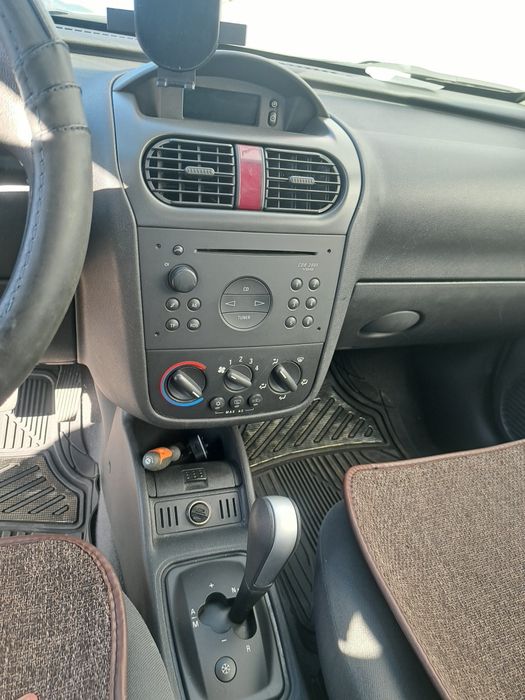 Open corsa 2003 1.2 бензин