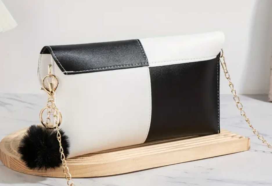 Дамска чанта , бяло и черно, нова