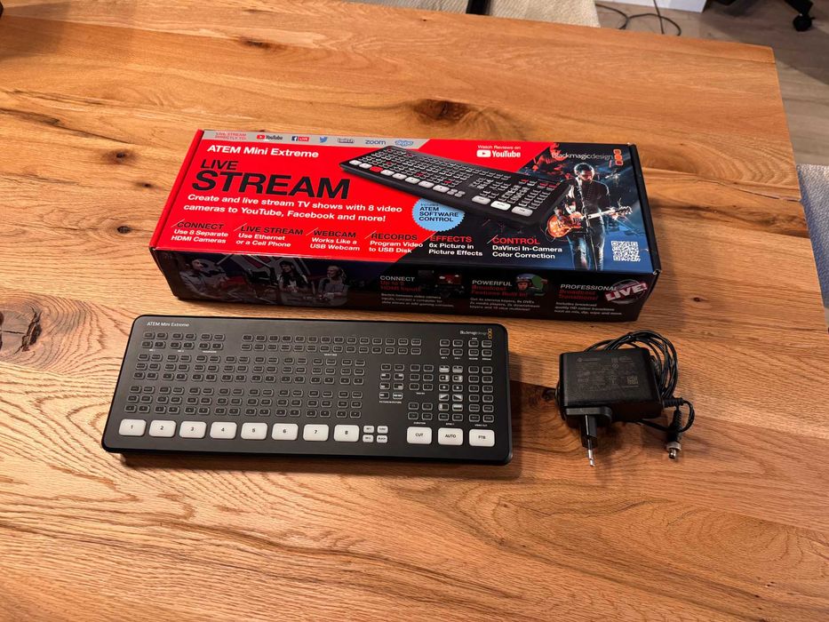 Blackmagic Design ATEM Mini Extreme - mixer video HDMI - 8in streaming