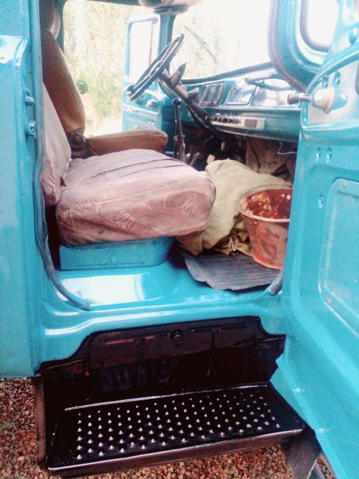 Zil Sotiladi. Sifatli Yuk mashinasi.