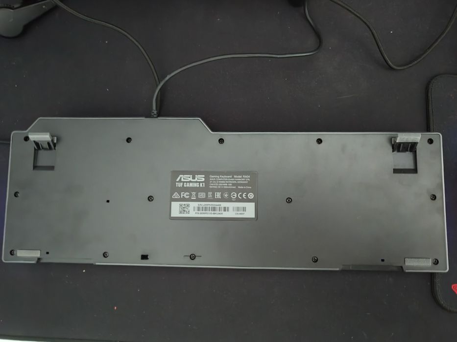 Vând tastatura Asus TUF gaming