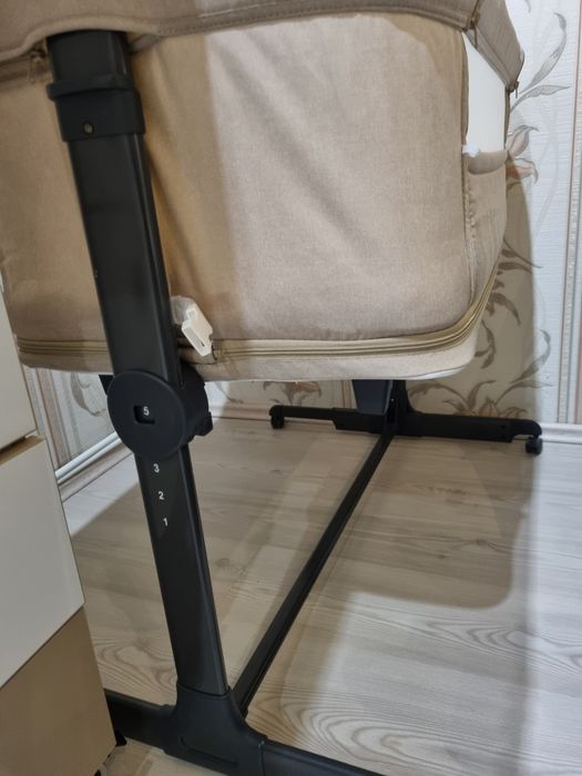 Кошара next to me