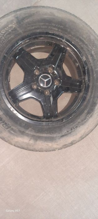 Продаю диски с шиноми  .