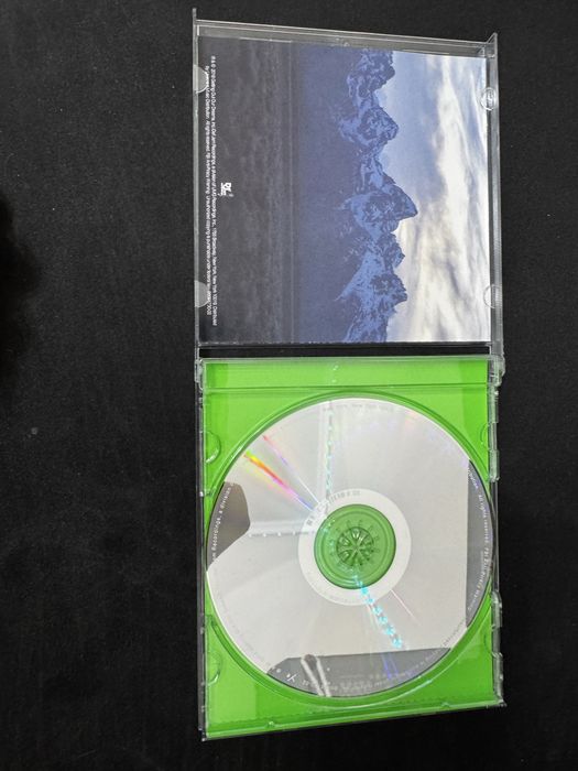 оригинальные рабочие CD-диски Kanye West, в идеальном состоянии.