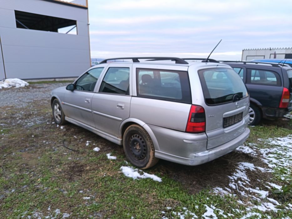 Опел Вектра Б 2.2д 125к.с 2001г НА ЧАСТИ OPEL VECTRA B 2.2D 125k.s