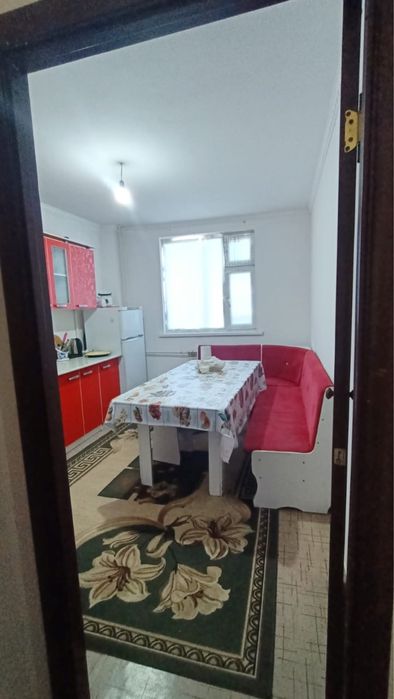 Срочно 1комн кв 46 кв м Байтерек 32