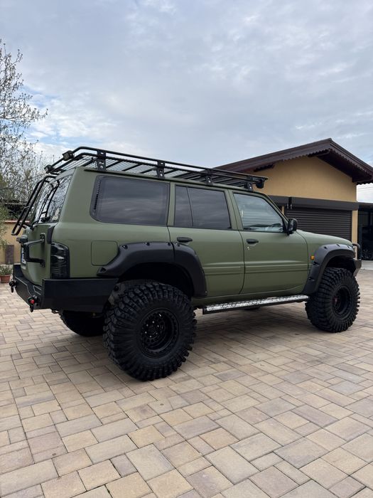 Nissan patol y61 lung autoutilitara 4 locuri