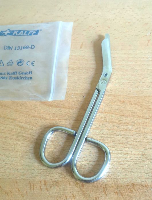 Foarfecă inox     .