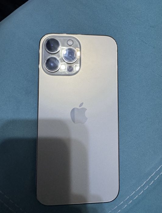Продам Iphone 13 pro max