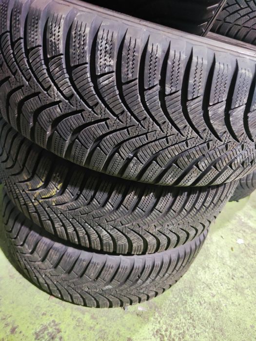 4 бр зимни 205/55/16 hankook