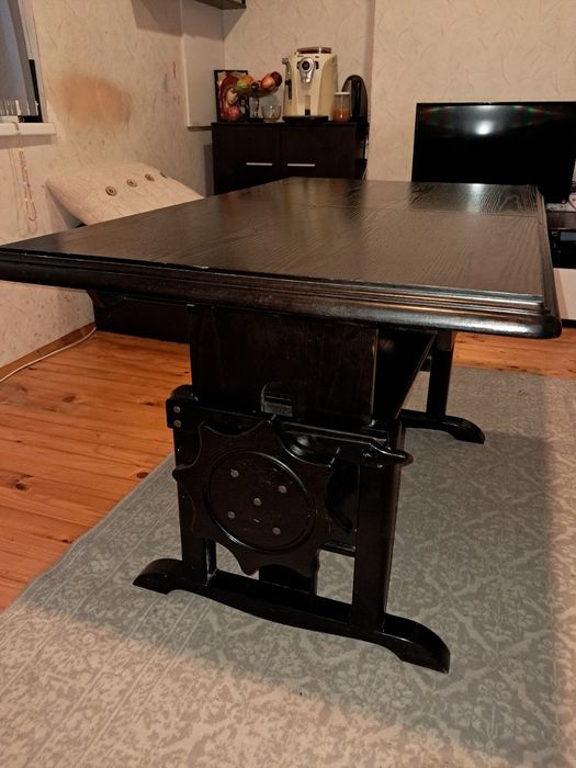 Маса трапезна/ хол от масив