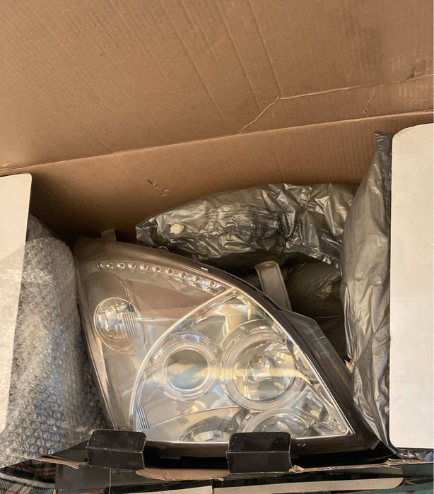 Фары передние на PRADO