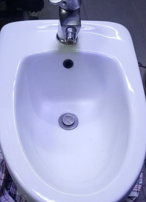 Продам унитаз бидэ